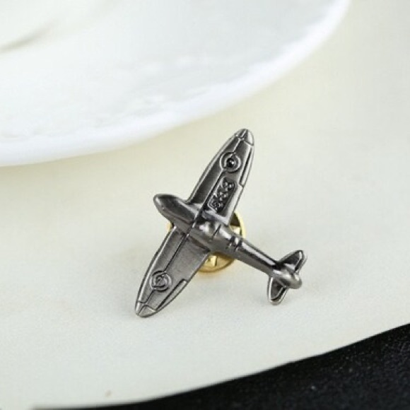 Mens Retro Aircraft Brooch Pin For Shirt Collar Jacket and Sweater Brooches - Picture 3 of 7